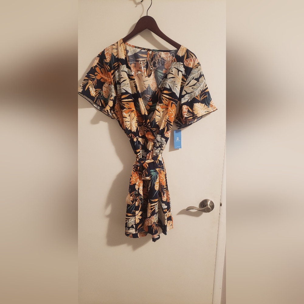 Romper - Picture 2 of 3
